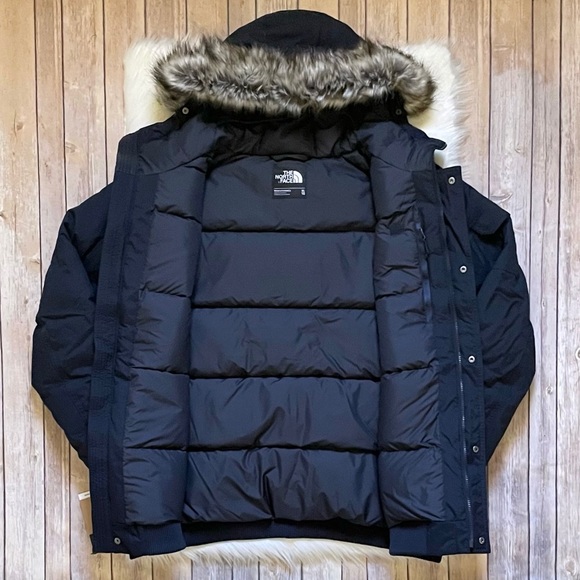 The North Face Men’s Gotham III Waterproof Jacket - Picture 5 of 9